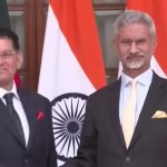 বাংলাদেশের পররাষ্ট্রমন্ত্রী খলিলুর রহমানকে অভিনন্দন জানালেন ভারতের পররাষ্ট্রমন্ত্রী