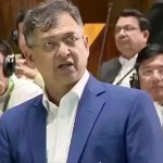 ইসলামী ব্যাংক বাংলাদেশ লিমিটেড এবং জামায়াতে ইসলামী মানেই ‘ইসলাম’ নয় মন্তব্য করে স্বরাষ্ট্রমন্ত্রী সালাহউদ্দিন আহমেদ বলেছেন, ধর্মের দোহাই দিয়ে সবকিছু থেকে বাঁচার সুযোগ নেই। এই ব্যাংকে আগে যে হরিলুট, রাজনৈতিক নিয়োগ ও ঋণ জালিয়াতি হয়েছে, তার সবকিছুর সুষ্ঠু তদন্ত করবে বাংলাদেশ ব্যাংক।